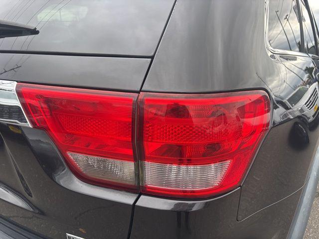 used 2012 Jeep Grand Cherokee car, priced at $8,500