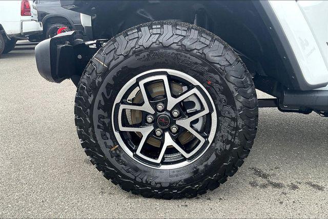 new 2025 Jeep Wrangler car, priced at $57,695