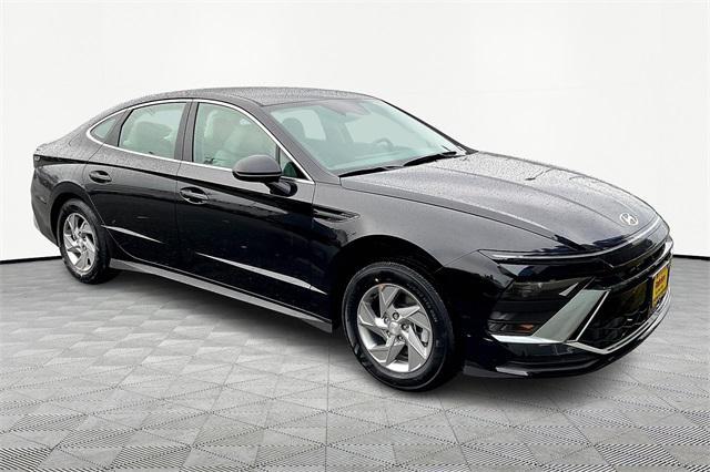 new 2025 Hyundai Sonata car, priced at $28,285