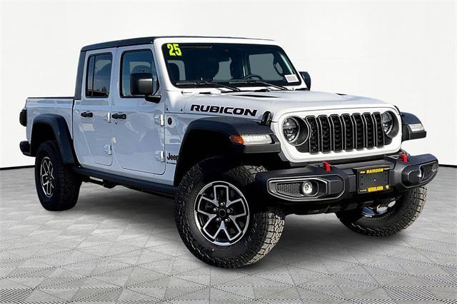 new 2025 Jeep Gladiator car