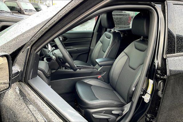 new 2025 Jeep Compass car, priced at $28,755