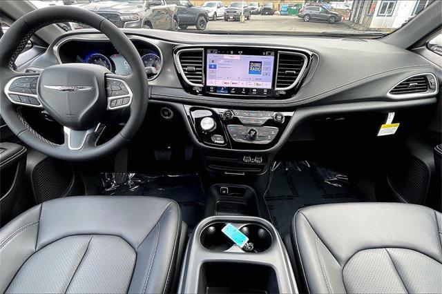 new 2025 Chrysler Pacifica car, priced at $48,143