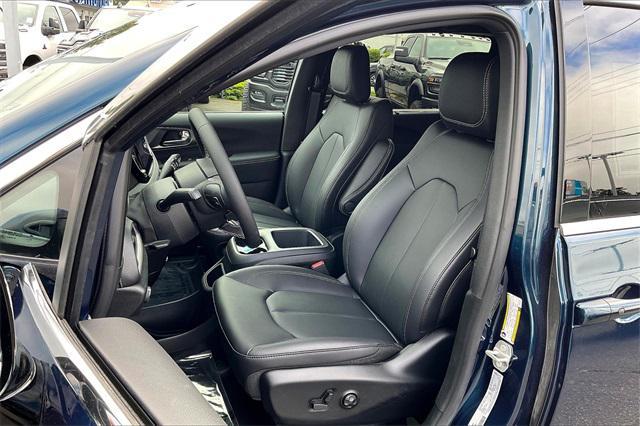 new 2025 Chrysler Pacifica car, priced at $48,143