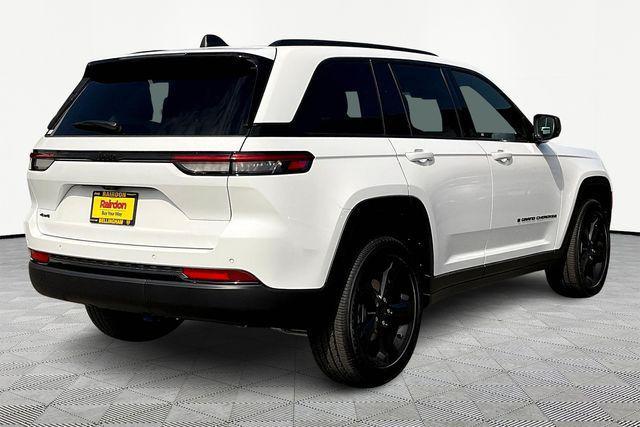 new 2025 Jeep Grand Cherokee car, priced at $45,525