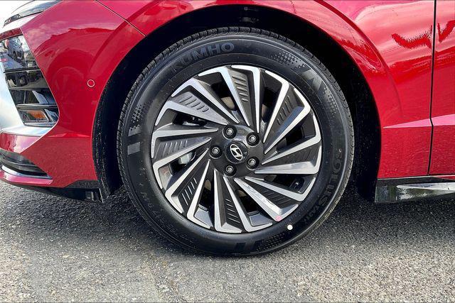new 2025 Hyundai Sonata Hybrid car, priced at $35,183