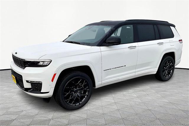 new 2025 Jeep Grand Cherokee L car, priced at $62,380