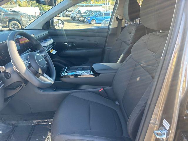 new 2026 Hyundai TUCSON Hybrid car, priced at $33,100