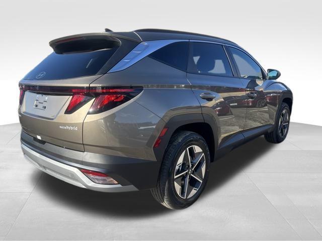 new 2026 Hyundai TUCSON Hybrid car, priced at $33,100