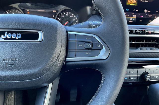 new 2025 Jeep Compass car, priced at $30,058