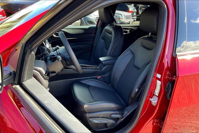 new 2025 Jeep Compass car, priced at $30,855