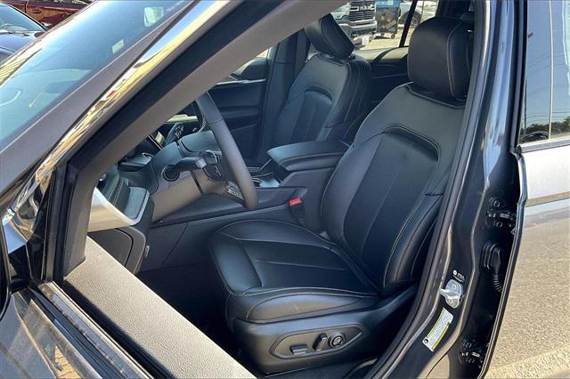 new 2025 Jeep Grand Cherokee car, priced at $46,396