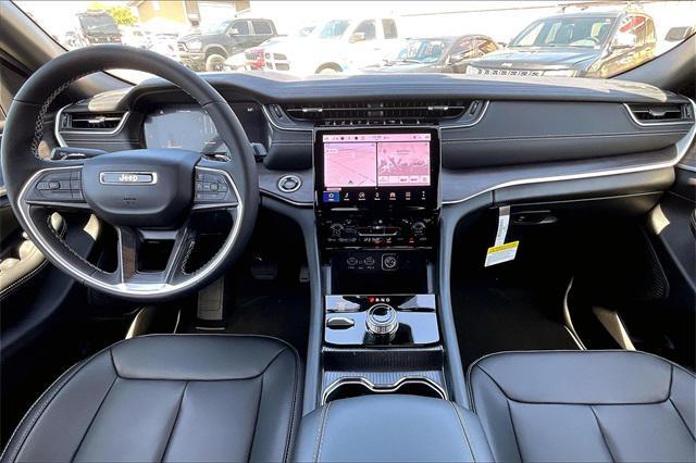 new 2025 Jeep Grand Cherokee car, priced at $46,396