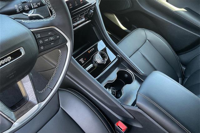 new 2025 Jeep Grand Cherokee car, priced at $46,396