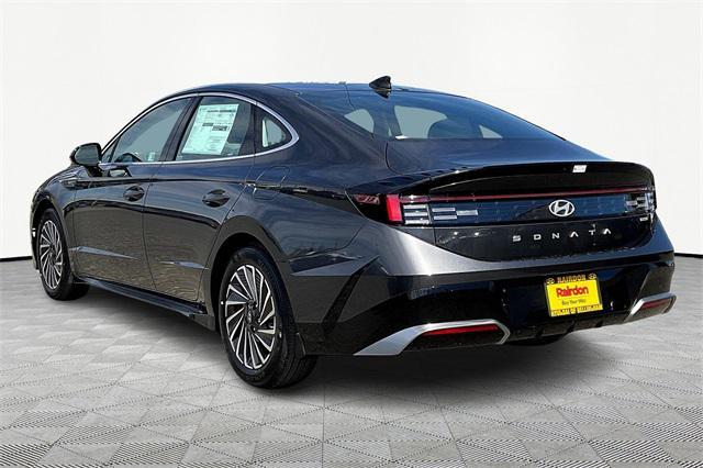 new 2025 Hyundai Sonata Hybrid car, priced at $31,748