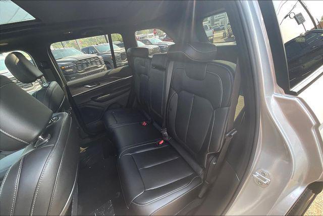 new 2025 Jeep Grand Cherokee car, priced at $50,385