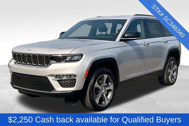 new 2025 Jeep Grand Cherokee car, priced at $50,385