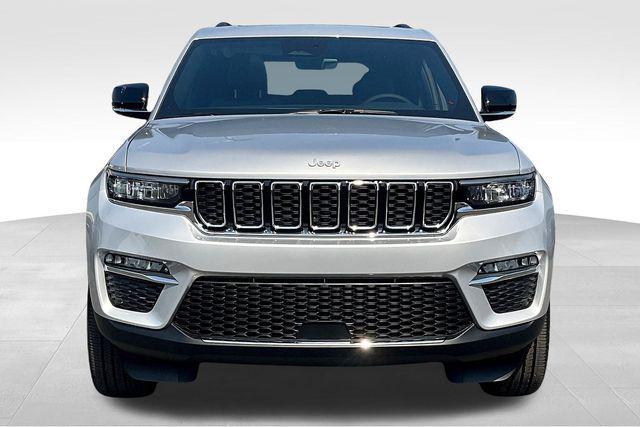new 2025 Jeep Grand Cherokee car, priced at $50,385