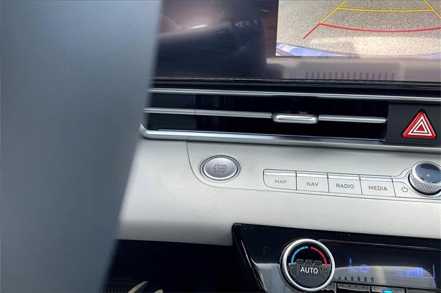 new 2025 Hyundai Elantra car, priced at $29,221