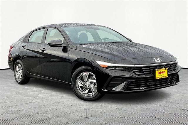 new 2025 Hyundai Elantra car, priced at $23,520