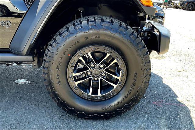 new 2025 Jeep Wrangler car, priced at $46,485