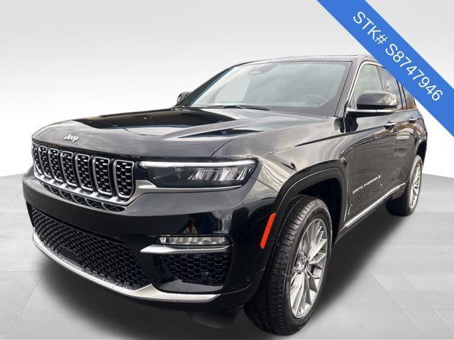 new 2025 Jeep Grand Cherokee car, priced at $58,900