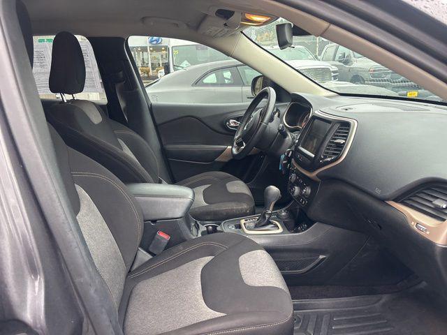 used 2018 Jeep Cherokee car, priced at $9,401