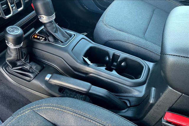 new 2025 Jeep Gladiator car, priced at $44,600