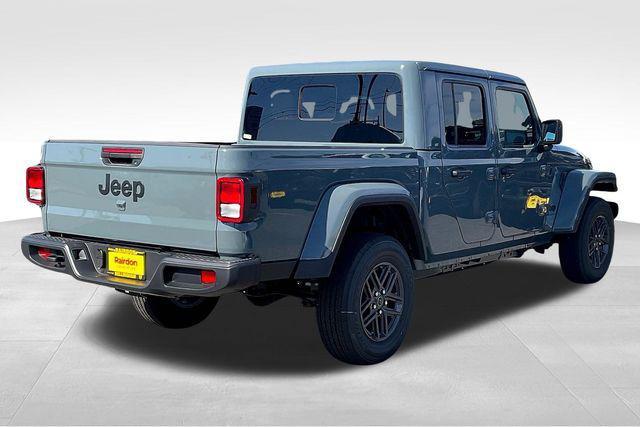 new 2025 Jeep Gladiator car, priced at $44,600