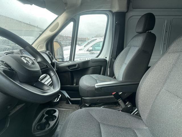 used 2023 Ram ProMaster 2500 car, priced at $39,991