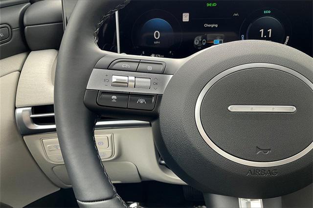 new 2025 Hyundai TUCSON Hybrid car, priced at $42,145