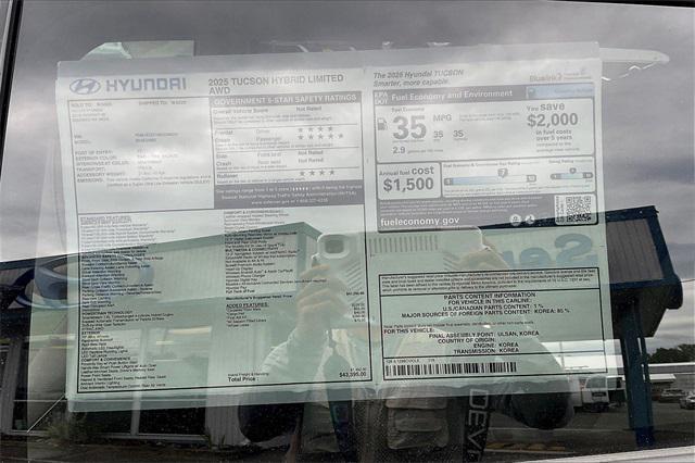 new 2025 Hyundai TUCSON Hybrid car, priced at $42,145