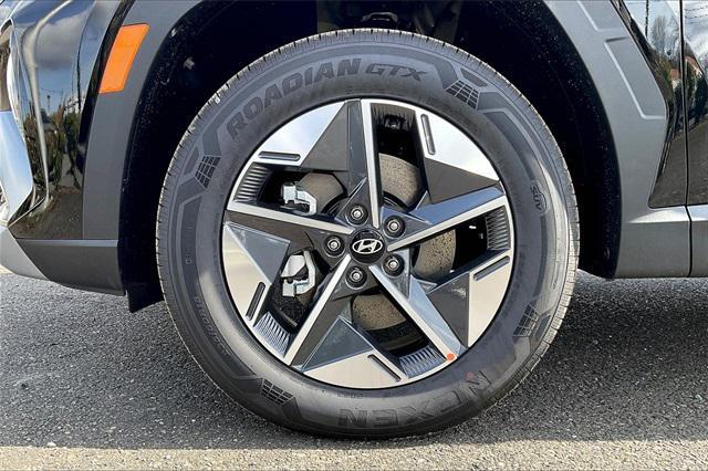 new 2025 Hyundai TUCSON Hybrid car, priced at $37,299