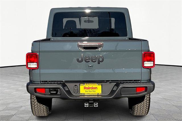 new 2025 Jeep Gladiator car, priced at $44,180