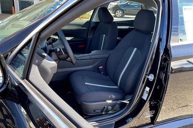 new 2025 Hyundai Sonata Hybrid car, priced at $31,748