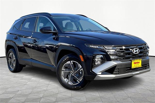 new 2025 Hyundai TUCSON Hybrid car, priced at $34,400