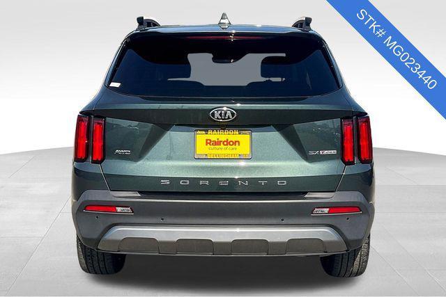 used 2021 Kia Sorento car, priced at $27,500