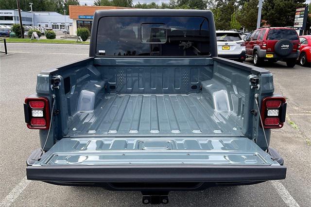 new 2025 Jeep Gladiator car, priced at $45,911
