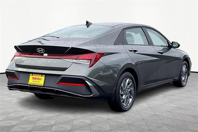 new 2024 Hyundai Elantra car, priced at $24,305