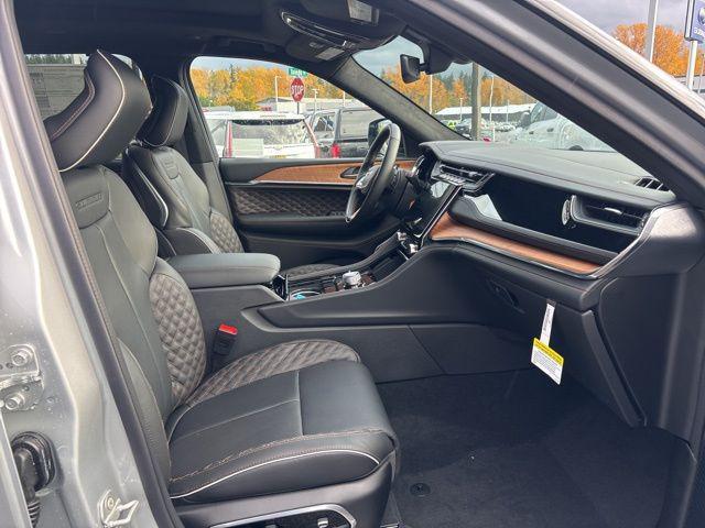 new 2025 Jeep Grand Cherokee L car, priced at $66,035