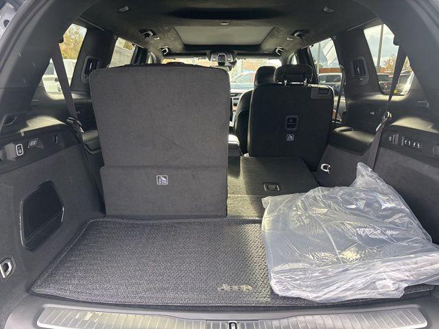 new 2025 Jeep Grand Cherokee L car, priced at $66,035