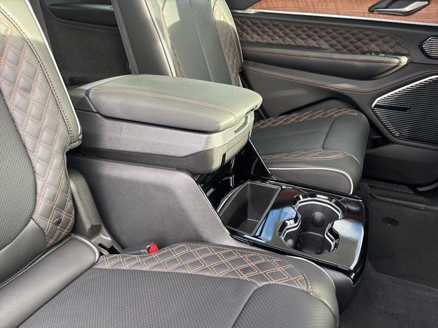 new 2025 Jeep Grand Cherokee L car, priced at $66,035