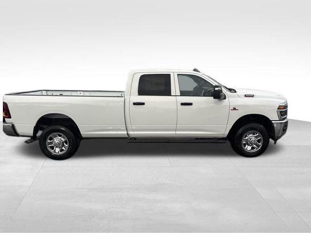 new 2025 Ram 3500 car, priced at $61,205