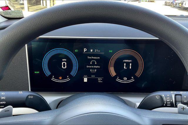 new 2025 Hyundai TUCSON Hybrid car, priced at $28,400