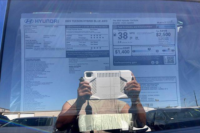 new 2025 Hyundai TUCSON Hybrid car, priced at $28,400