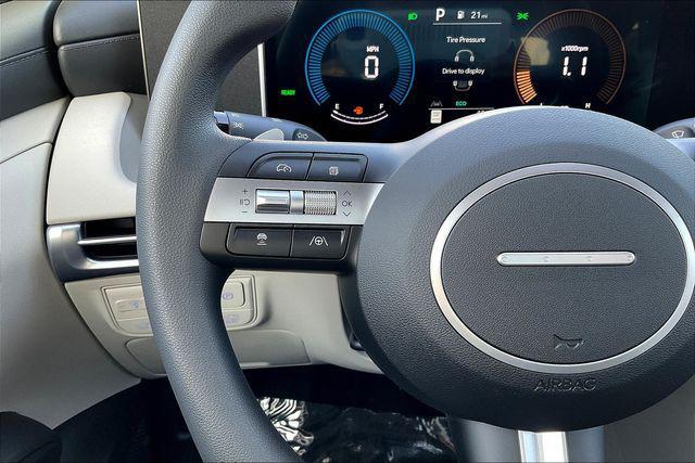 new 2025 Hyundai TUCSON Hybrid car, priced at $28,400