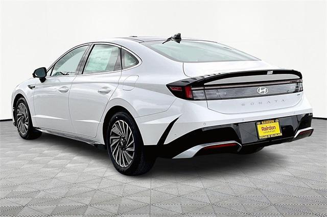 new 2025 Hyundai Sonata Hybrid car, priced at $39,188