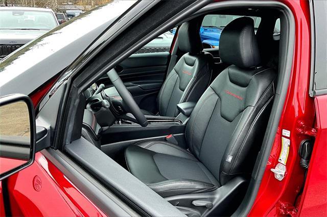 new 2025 Jeep Compass car, priced at $31,585