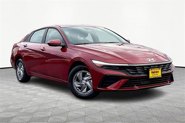 new 2025 Hyundai Elantra car, priced at $23,055