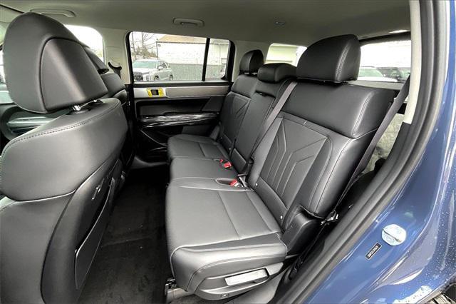 new 2025 Hyundai Santa Fe car, priced at $41,165