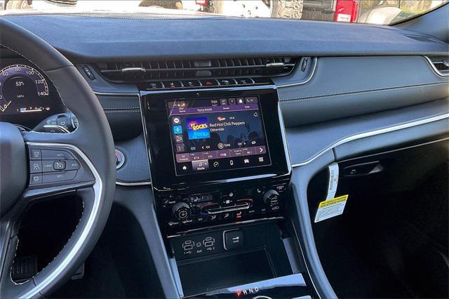 new 2025 Jeep Grand Cherokee car, priced at $42,710